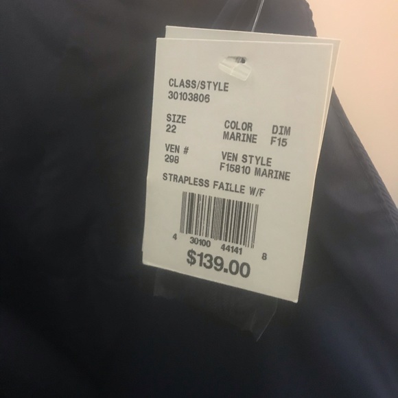 David’s Bridal Navy Blue Bridesmaid Strapless - Picture 4 of 6